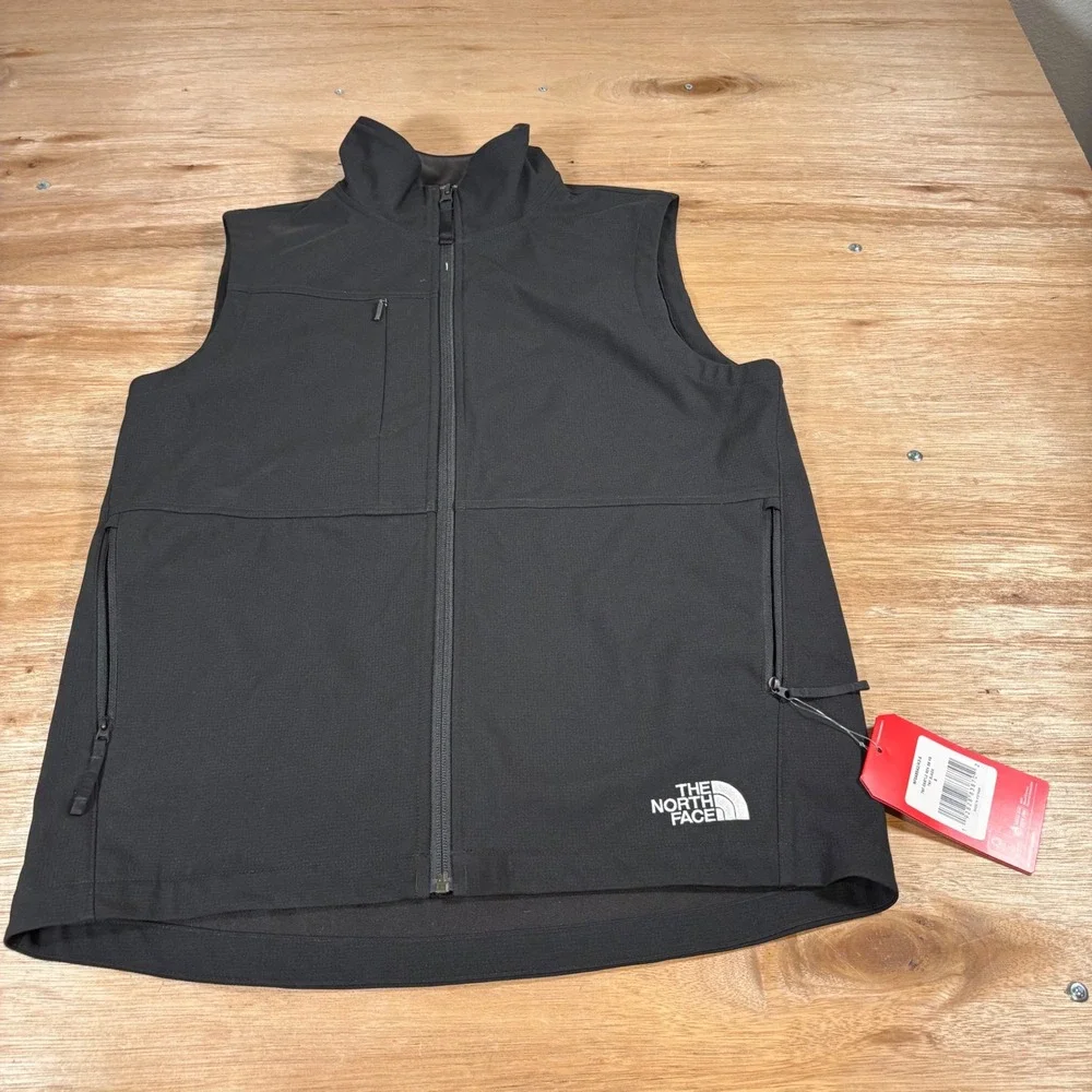 The North Face Castle Rock Soft Shell Vest Mens Small Black NFOA5542JK3-S NWT